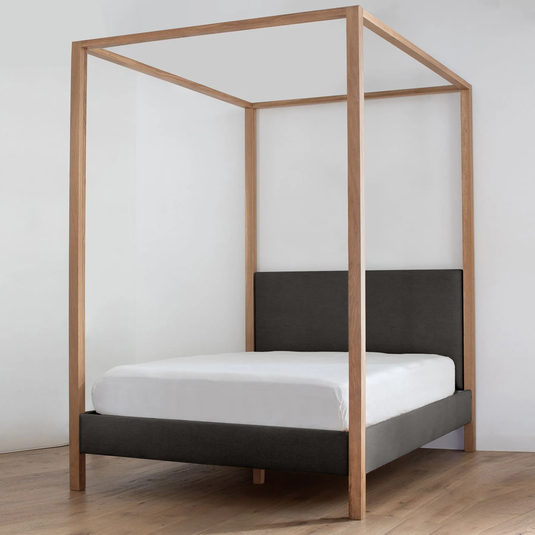Briyana Bed